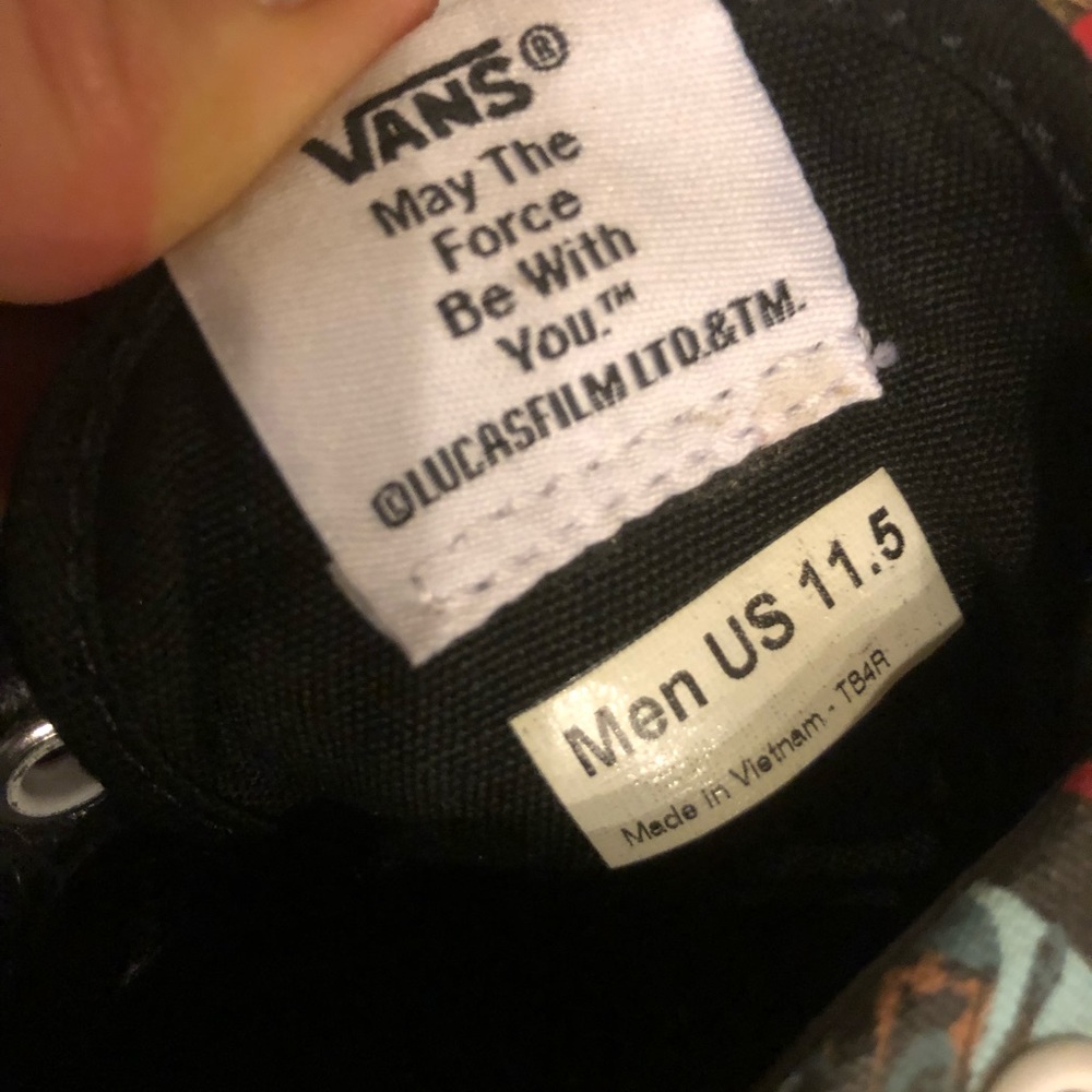Vans, Star Wars Limited Edition Sneakers. - Picture 2 of 13